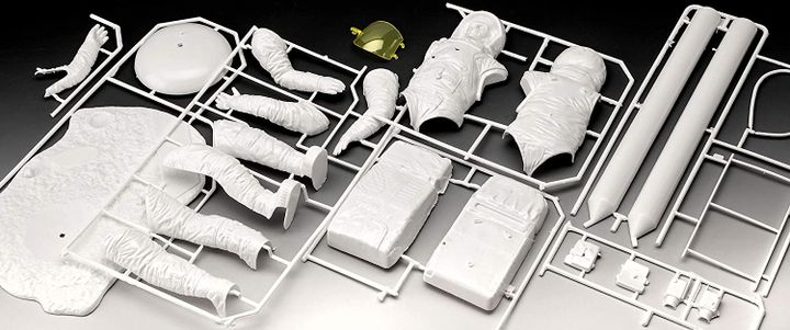 revell-apollo-konstruqtori-astronaut-on-the-moon-photo-3