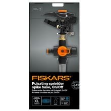 Product image of FISKARS On/Off Pulsating Sprinkler - Spike base