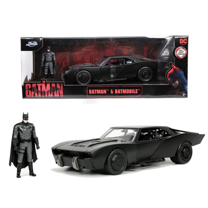 jada-betmenis-da-betmobilis-manqana-da-figura