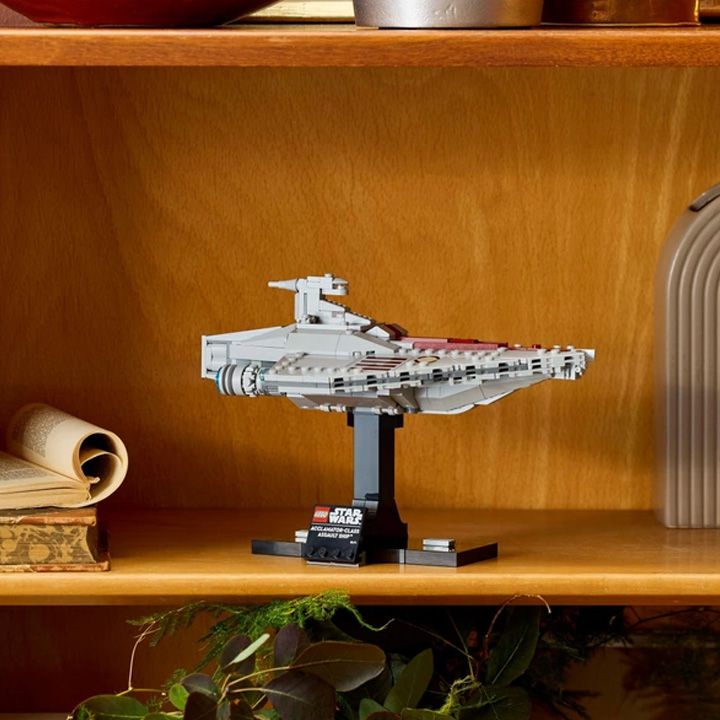 lego---star-wars---assault-cruiser-photo-2