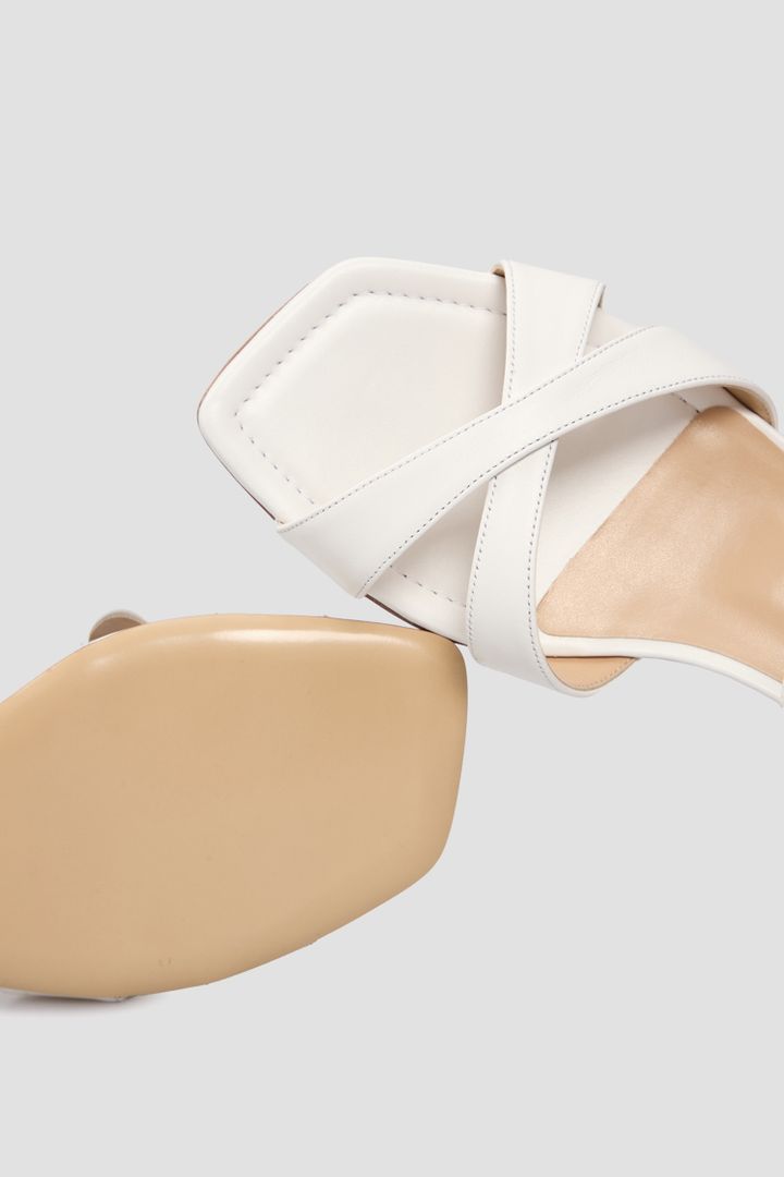 sandal-calfskin-white-sandali-37-photo-4