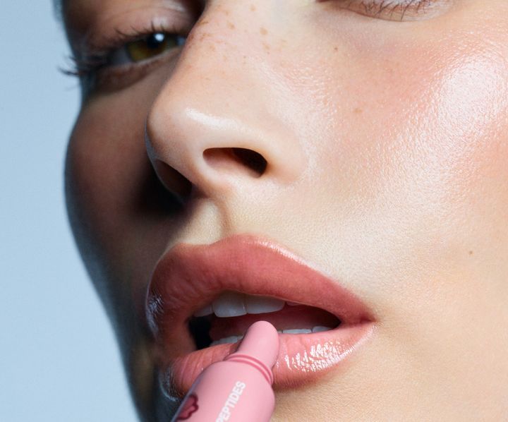 rhode-peptide-lip-tint-ribbon-tuchis-glosi-photo-2