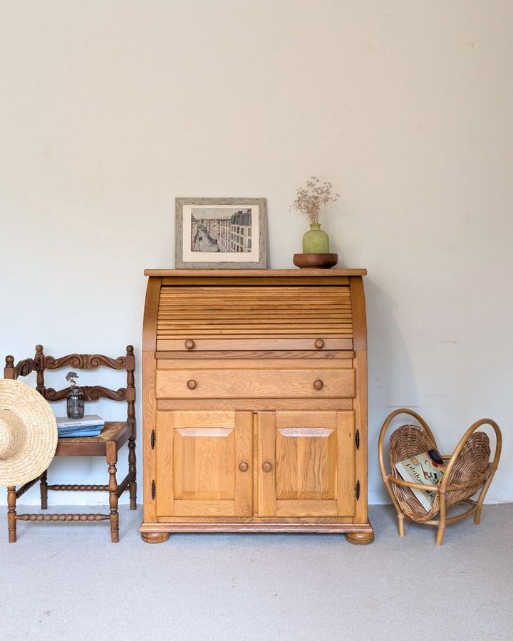 collector-tbilisi-holandiuri-sekreteri-restavrirebuli