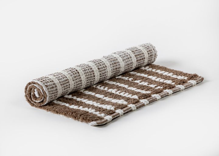 manamo-dots-abazanis-fardagi-mikroshenilis-qavisferi-40x60-sm-photo-2