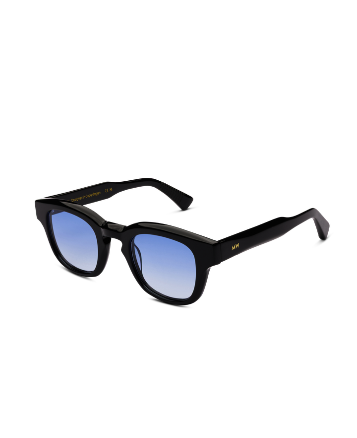 messy-weekend-austin-gradient-blue-black-mzis-satvale-photo-3