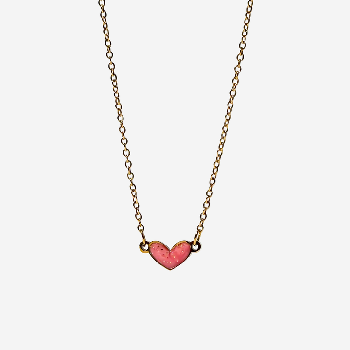 titanis-mooqrovili-qelsabami-gulis-formit