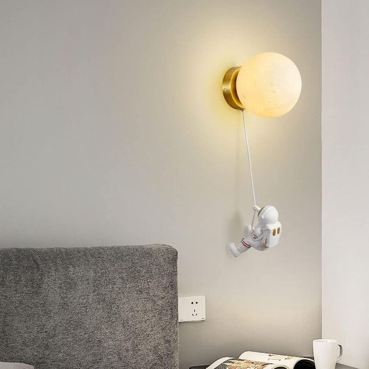 kedlis-sanati-mtvare-kosmonavti-photo-2