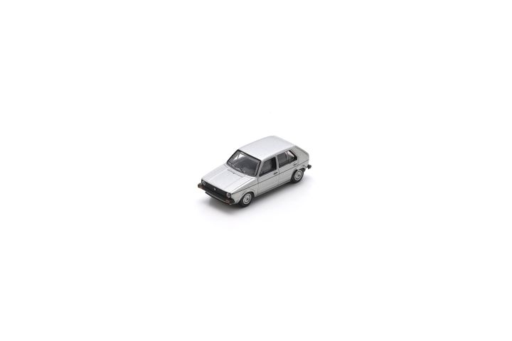 folqsvageni-golf-i-187-strit-modeli