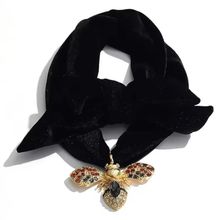 Product image of Frida Velvet Bee Necklace ყელსაბამი