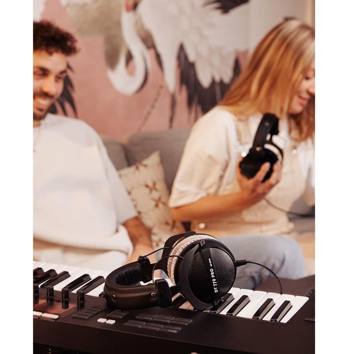 beyerdynamic-dt-770-pro-80-ohms-studiuri-qursasmeni-photo-2