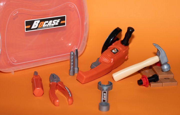 bocase-satamasho-khelsatsqoebis-nakrebi-qutit-photo-4