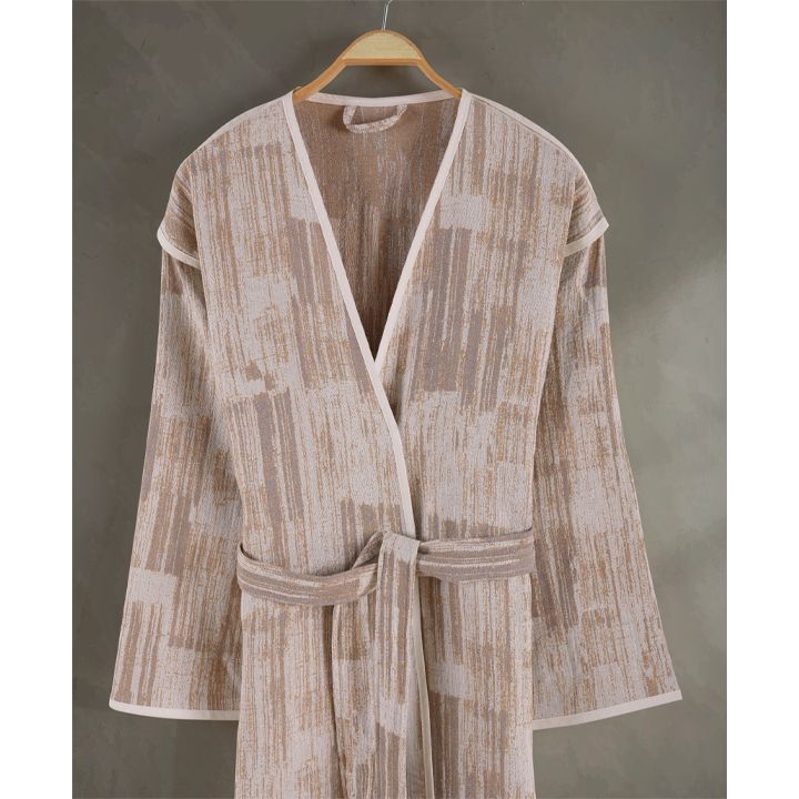 manamo-imai-beige-khalati-photo-2