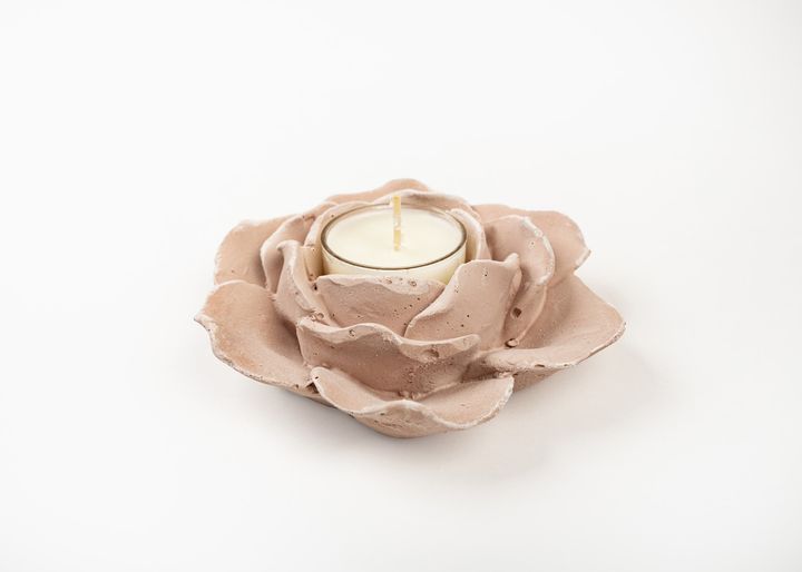 manamo-home-woody-powder-scented-stone-candle-holder-santeli