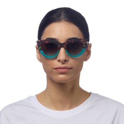 okkia-claudia-havana-and-blue-mzis-satvale-photo-2