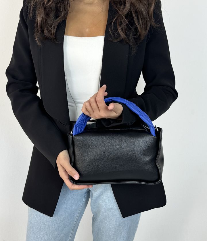 venti-qalis-shavi-chanta-photo-3