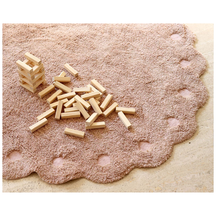 lorena-canals-pine-cone-vintage-nude-khelnaketi-sabavshvo-khalicha-photo-4