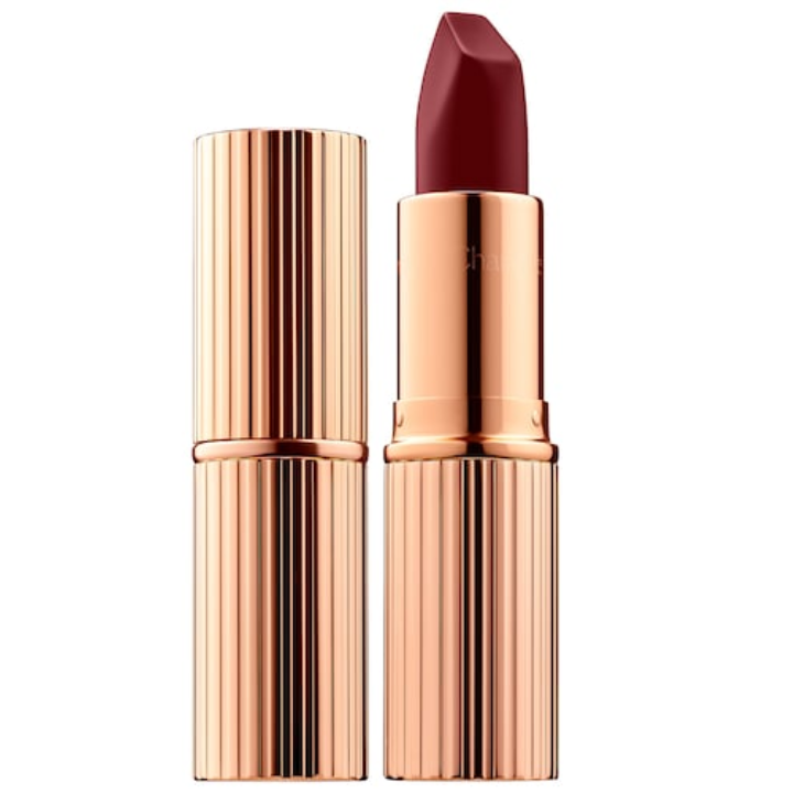 charlotte-tilbury-matte-revolution-walk-of-no-shame-11gr-tuchsatskhi