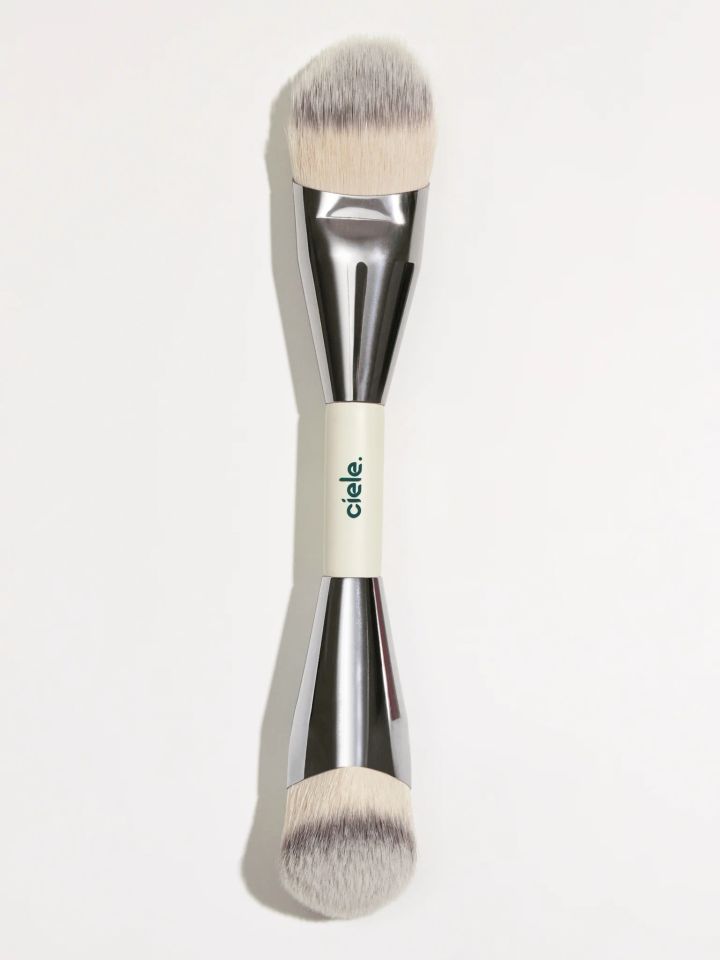 ciele-the-blush-brush-blashis-funji