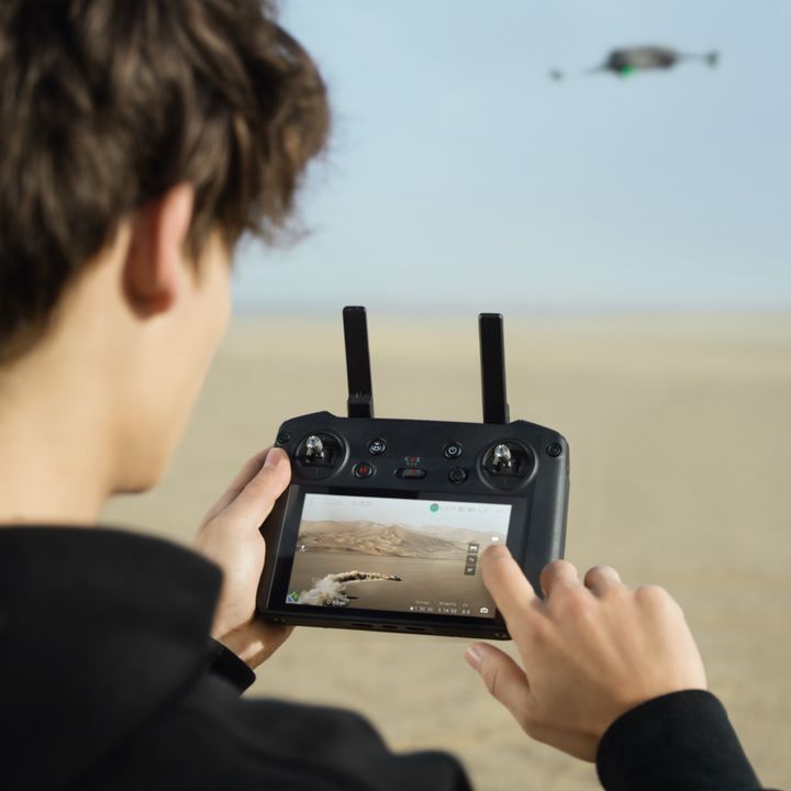 dji-rc-pro-dronis-pulti-photo-2