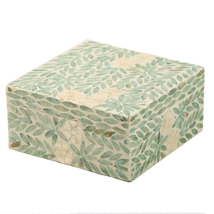 manamo-madelyn-dekoratiuli-quti