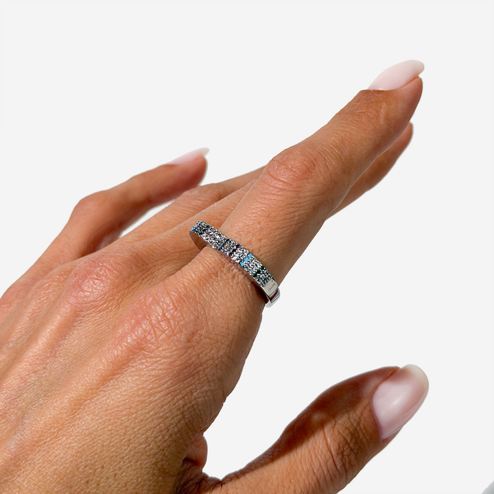 her-store-titanis-mooqrovili-bechedi-gulis-formit-photo-2