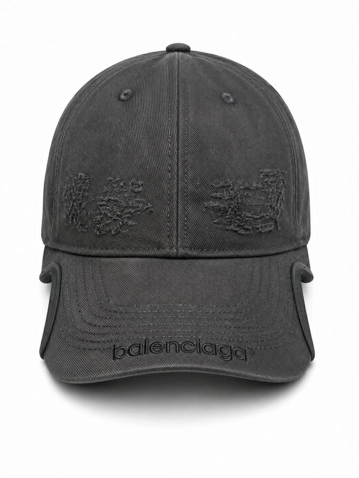 balenciaga-kepi-natsrisferi-replika