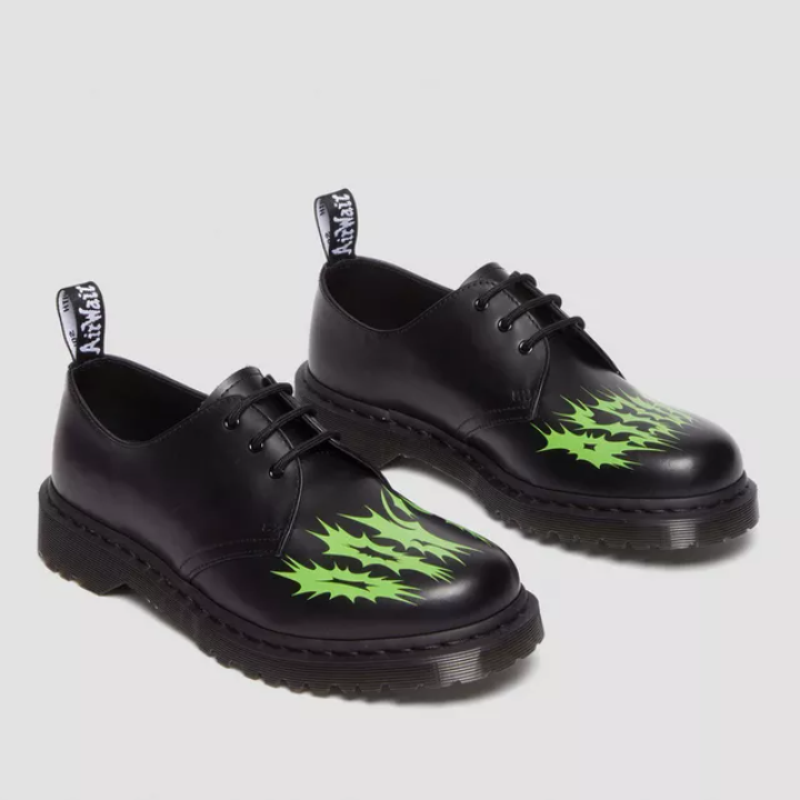 drmartens-fekhsatsmeli-originali-shefutvit-naturaluri-tqavi