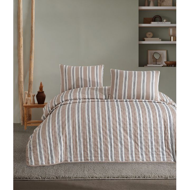 manamo-line-yarn-dyeing-bed-spread-satsolis-gadasafarebeli