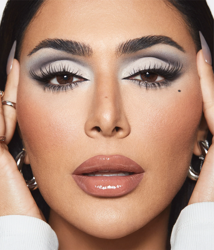 huda-beauty-creamy-eyeshadow-palette-greige-tvalis-chrdilebis-palitra-photo-2