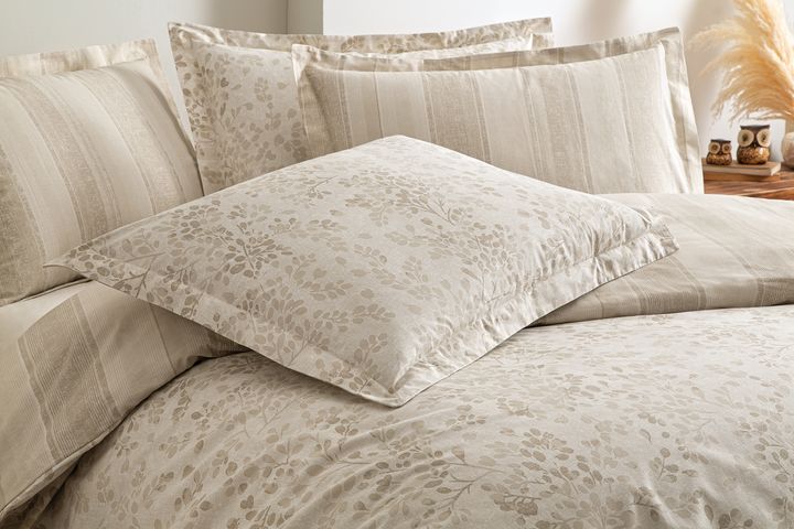 puffy-floyd-160x220-ranforsis-ertsatsoliani-tetreulis-nakrebi-photo-3