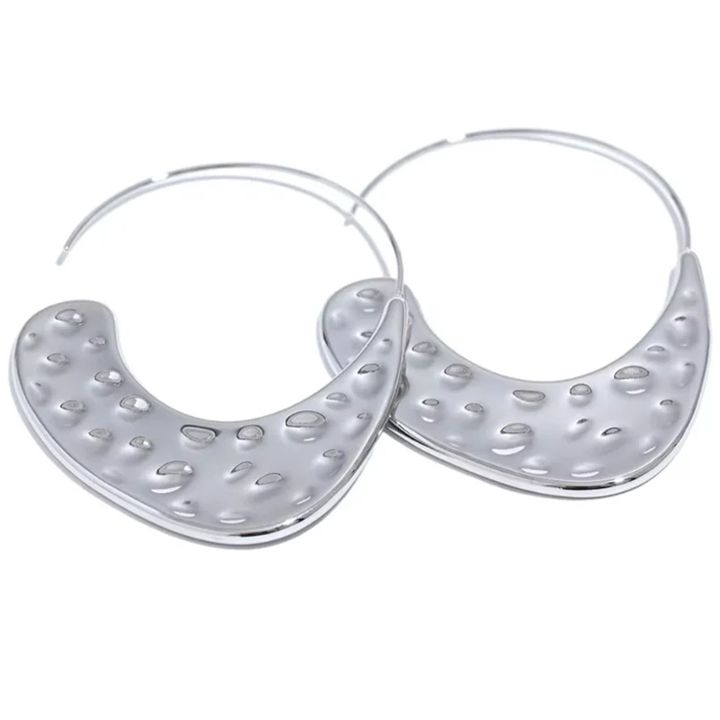 frida-luna-coast-saqure