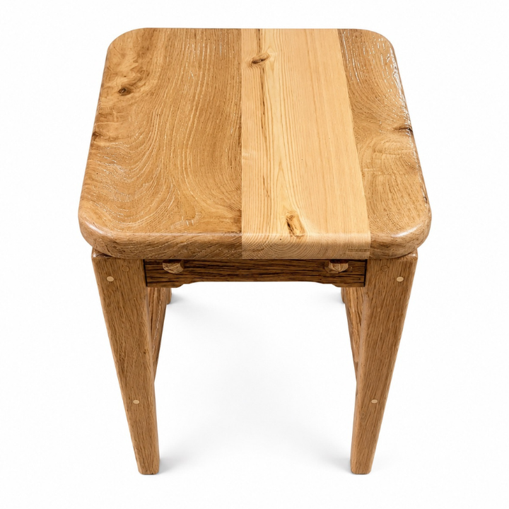 oda-reclaimed-oak-stool-khelnaketi-khis-skami