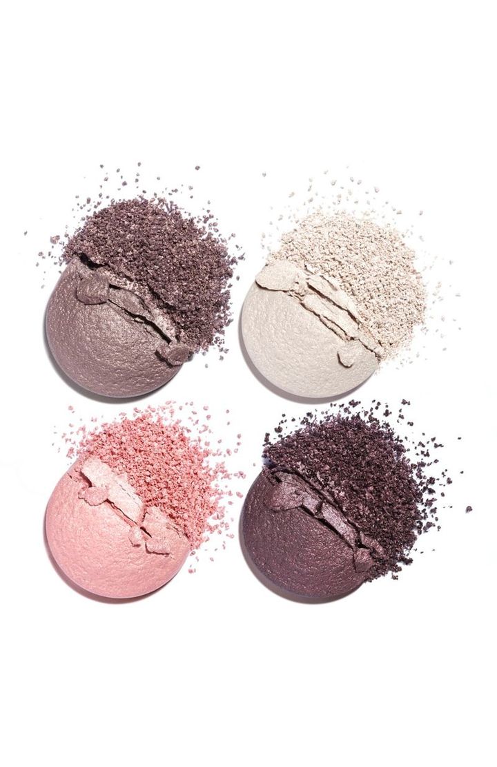 chanel-les-4-ombres-202-tiss-camelia-tvalis-chrdilebis-palitra-photo-2