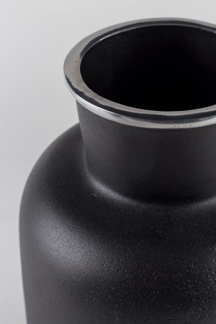 laboratory-my-home-larnaki-photo-2