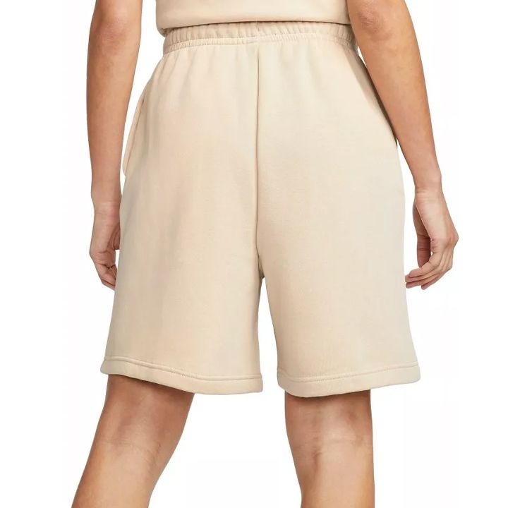 nike-sportswear-essential-qalis-shorti-photo-2