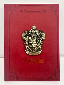 Product image of ბლოკნოტი/Harry Potter A5 PU Embossment Hardcover Book (96 Sheets) (Gryffindor)