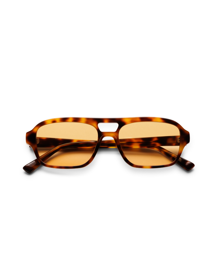 messy-weekend-burt-orange-tortoise-mzis-satvale-photo-2