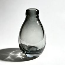 Product image of Eterna შუშის ხელნაკეთი ლარნაკი 9x9x14სმ