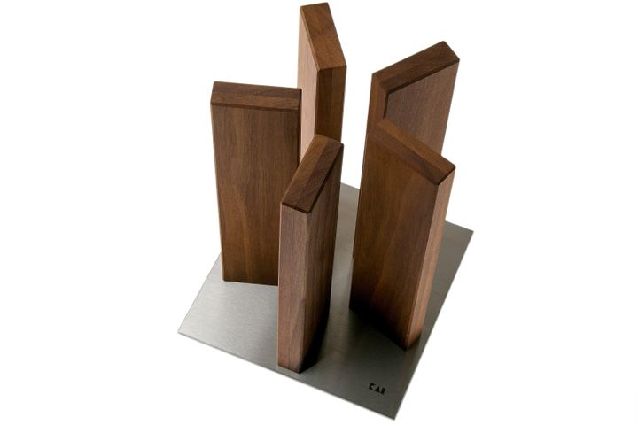 kai-magnet-knife-block-walnut-danis-magniti-photo-2