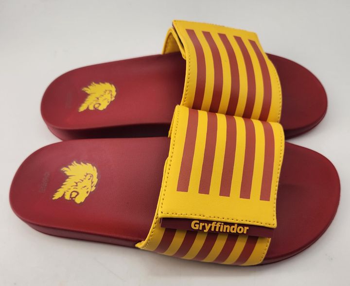 miniso-harrypotterslippers-43-44-chusti