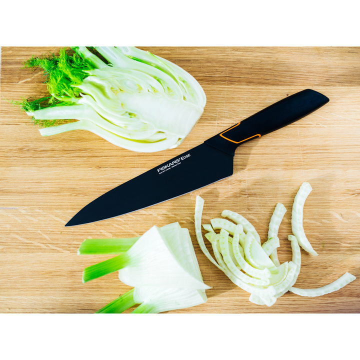 fiskars-edge-cooks-knife-19-cm-dana-photo-2