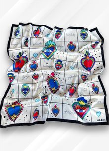 Product image of მულინე აბრეშუმის შარფი "სიყვარული"