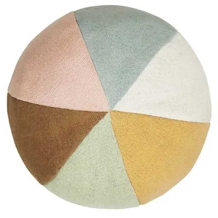 lorena-canals-ball-khelnaketi-balishi