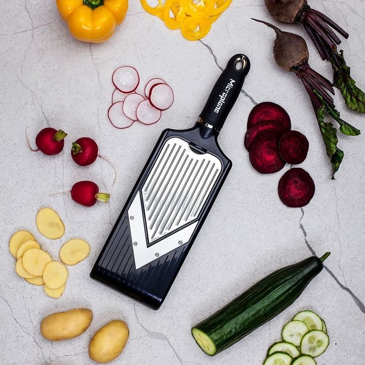 microplane-48940e-v--blade-slicer-with-jul-sakhekhi-photo-4