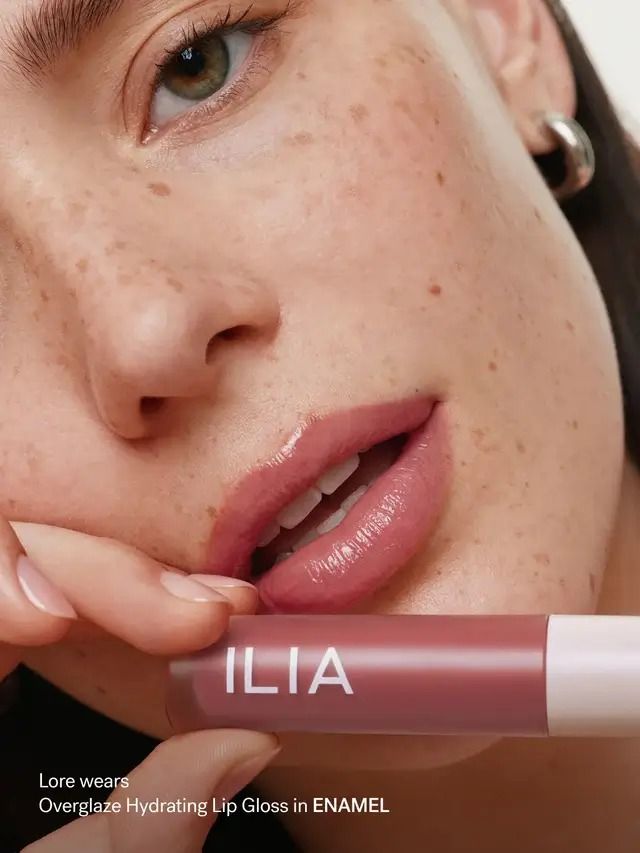 ilia-overglaze-hydrating-lip-gloss-enamel-15ml-tuchis-glosi-photo-2