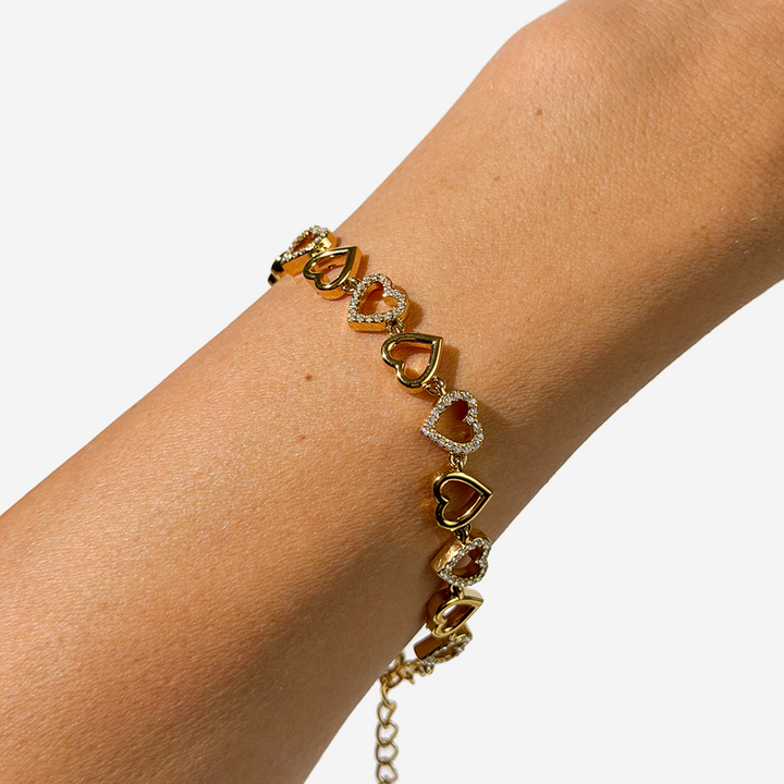 her-store-titanis-mooqrovili-samajuri-gulebit-photo-2