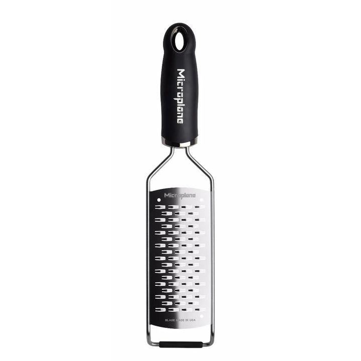 microplane-45002e-gourmet-ribbon-black-sakhekhi