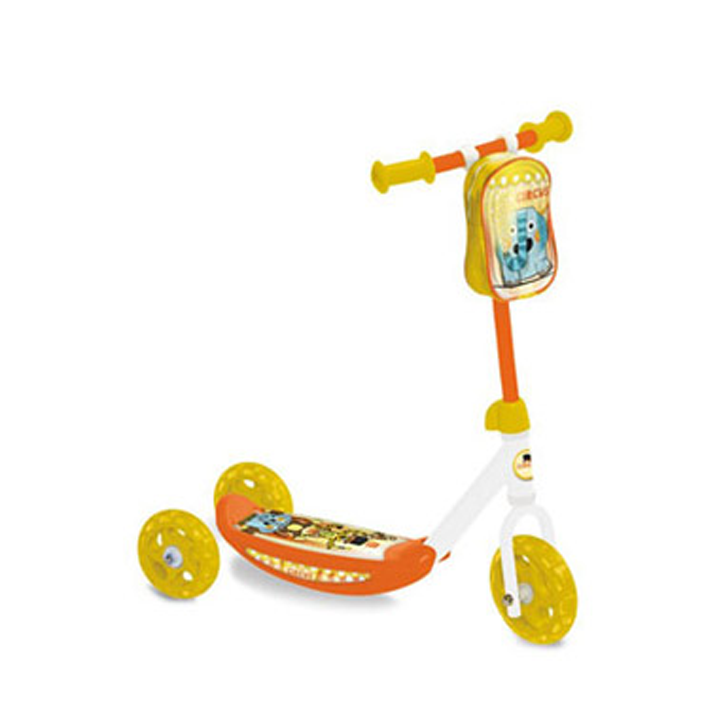 mondo-chemi-pirveli-skuteri-photo-2