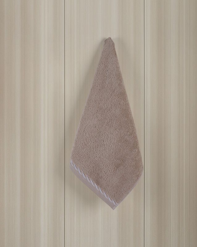 manamo-bland-luxury-sakhis-pirsakhotsi-bambis-qvishisferi-50x85-sm