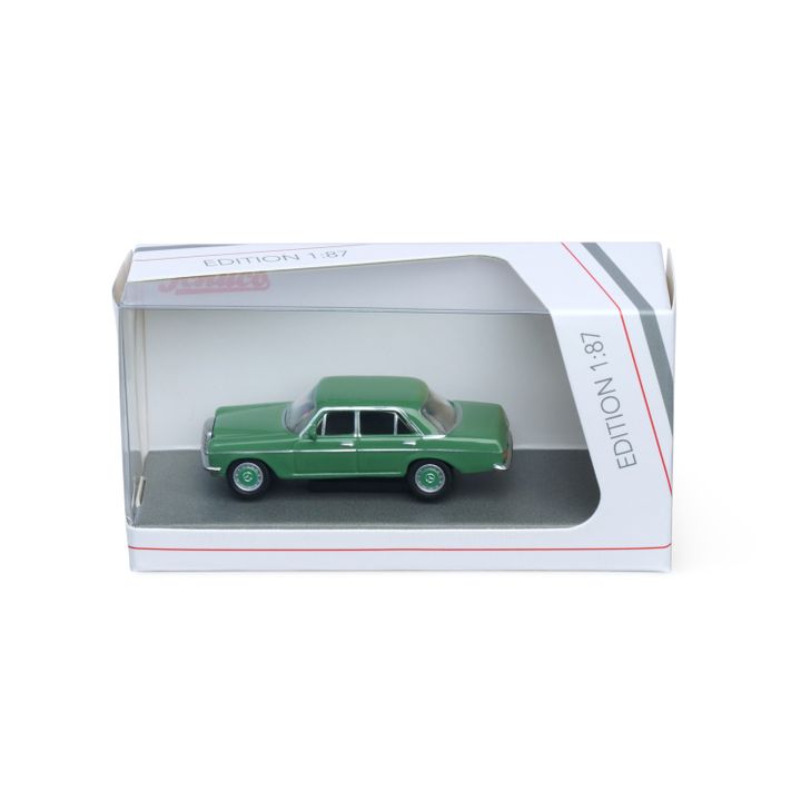 mersedes-bentsi-8-limuzini-187-strit-modeli